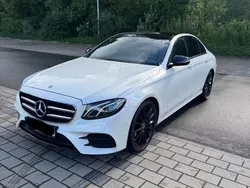 Weiß Gebraucht 2018 Mercedes E220 AMG line Limousine | 26.500 € (Superpreis)