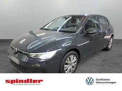 Uranograu Gebraucht 2023 VW Golf VIII Life Limousine | 21.980 € (Guter Preis)