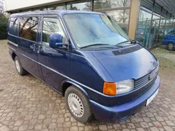 Blau Gebraucht 1998 VW T4 Van | 5.700 € (Fairer Preis)