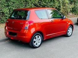 Orange Gebraucht 2008 Suzuki Swift Kleinwagen | 1.900 €