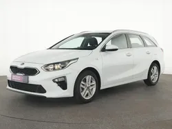 Weiß Gebraucht 2019 Kia Ceed Kombi | 15.726 € (Guter Preis)