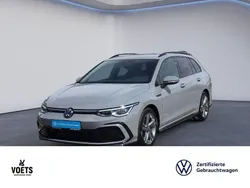 Grau Gebraucht 2023 VW Golf VIII R-line Limousine | 27.295 € (Fairer Preis)