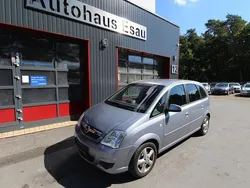 Silber Gebraucht 2009 Opel Meriva Edition Van / Kleinbus | 3.650 € (Fairer Preis)