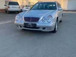 Silber Gebraucht 2001 Mercedes 280 Kombi | 3.999 €