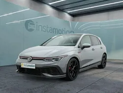 Grau Gebraucht 2024 VW Golf VIII GTI Kleinwagen | 35.999 € (Guter Preis)
