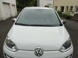 Weiß Gebraucht 2013 VW up! Kleinwagen | 7.500 € (Fairer Preis)