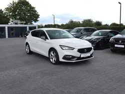 Weiß Gebraucht 2021 Seat Leon FR Kombi | 19.900 € (Guter Preis)
