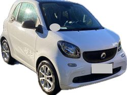 Weiß Gebraucht 2018 Smart ForTwo Coupé Coupé | 9.399 € (Superpreis)
