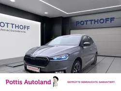 Grau Gebraucht 2024 Skoda Fabia Monte Carlo Limousine | 20.439 € (Fairer Preis)