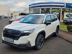 Crystal white pearl Neu 2025 Subaru Forester Active SUV | 43.490 € (Fairer Preis)