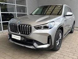 Spacesilber metallic Gebraucht 2023 BMW iX1 xLine SUV | 37.949 € (Guter Preis)