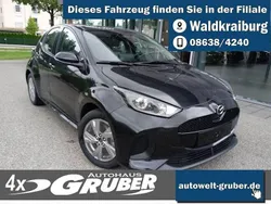 Opera black Gebraucht 2024 Mazda 2 Exclusive-Line Kleinwagen | 23.299 € (Etwas zu teuer)