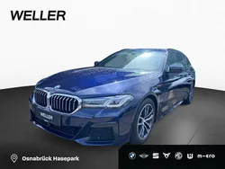 Blau Gebraucht 2022 BMW 530 Performance Kombi | 37.350 € (Guter Preis)