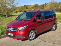 Rot Gebraucht 2020 Mercedes V250 Edition Van / Kleinbus | 37.700 € (Superpreis)