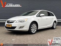 Weiß Gebraucht 2011 Opel Astra Cosmo Kombi | 2.450 €