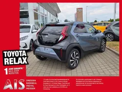 Juniper blue / night sky black Neu 2025 Toyota Aygo Kleinwagen | 17.990 €