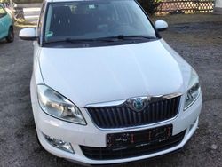 Weiß Gebraucht 2010 Skoda Roomster Plus Edition Van / Kleinbus | 2.480 € (Guter Preis)