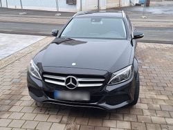Schwarz Gebraucht 2017 Mercedes 220 Kombi | 14.499 € (Fairer Preis)