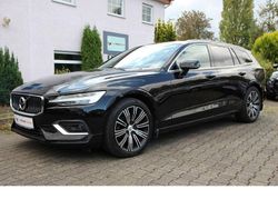 Schwarz Gebraucht 2019 Volvo V60 Inscription Kombi | 22.990 € (Fairer Preis)