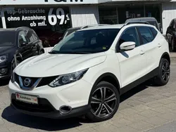 Weiß Gebraucht 2016 Nissan Qashqai Visia SUV | 12.999 € (Teuer)