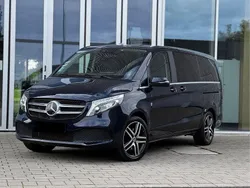 Blau Gebraucht 2021 Mercedes V300 Avantgarde Van / Kleinbus | 30.900 €