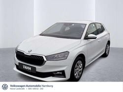 Moonweiß perleffekt Gebraucht 2025 Skoda Fabia Essence Limousine | 18.450 € (Fairer Preis)