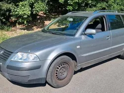Grau Gebraucht 2003 VW Passat Kombi | 1.550 € (Fairer Preis)
