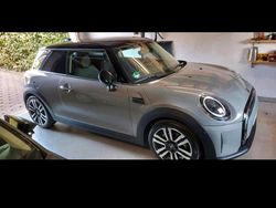 Grau Gebraucht 2021 Mini Cooper Kleinwagen | 19.900 € (Fairer Preis)