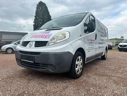Weiss casablanca Gebraucht 2011 Renault Trafic Van | 6.950 € (Superpreis)