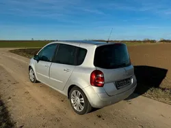 Grau Gebraucht 2011 Renault Grand Modus Luxe Van / Kleinbus | 2.950 € (Guter Preis)