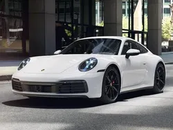 Weiß Gebraucht 2024 Porsche 911 Carrera 4S Sport Coupé | 149.990 € (Fairer Preis)
