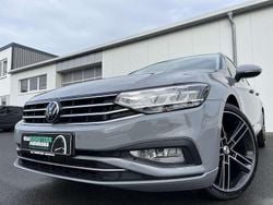 Grau Gebraucht 2023 VW Passat R-line Kombi | 26.860 € (Guter Preis)