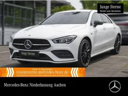 Weiß Gebraucht 2021 Mercedes CLA250e AMG Limousine | 29.990 € (Guter Preis)