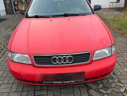Rot Gebraucht 1997 Audi A4 Limousine | 1.000 € (Fairer Preis)