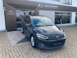 Grau Gebraucht 2016 VW Touran Highline Van / Kleinbus | 19.990 € (Fairer Preis)
