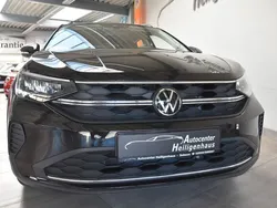 Schwarz Gebraucht 2024 VW Taigo Move SUV | 20.780 € (Fairer Preis)