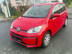 Rot Gebraucht 2018 VW up! move up! Kleinwagen | 9.800 € (Guter Preis)