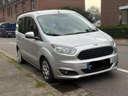 Silber Gebraucht 2016 Ford Tourneo Courier Van / Kleinbus | 4.999 € (Guter Preis)