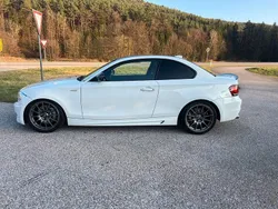 Weiß Gebraucht 2011 BMW 135 Performance Kleinwagen | 19.600 € (Fairer Preis)