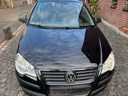 Schwarz Gebraucht 2009 VW Polo Trendline Limousine | 1.300 € (Superpreis)