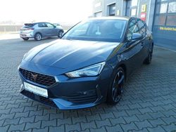 Grau Gebraucht 2024 Cupra Leon Basis Limousine | 27.800 € (Guter Preis)