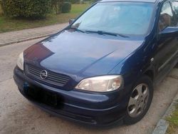 Blau Gebraucht 1999 Opel Astra Limousine | 700 € (Guter Preis)