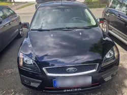 Schwarz Gebraucht 2005 Ford Focus Sport Kleinwagen | 1.800 € (Fairer Preis)
