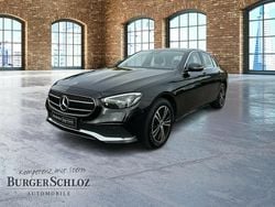Metalliclack obsidianschwarz Gebraucht 2022 Mercedes E220 Avantgarde Limousine | 37.800 € (Guter Preis)
