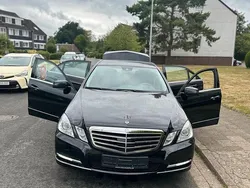 Schwarz Gebraucht 2011 Mercedes E250 Limousine | 12.500 € (Guter Preis)