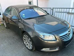 Grau Gebraucht 2009 Opel Insignia Limousine | 2.000 €