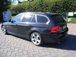 Schwarz Gebraucht 2010 BMW 325 Kombi | 5.800 € (Guter Preis)