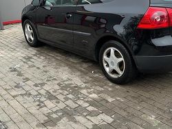Schwarz Gebraucht 2005 VW Golf V Limousine | 3.000 € (Teuer)