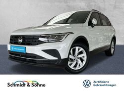 Weiß metallic Gebraucht 2023 VW Tiguan Life SUV | 28.998 € (Fairer Preis)
