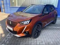 Orange Gebraucht 2022 Peugeot e-2008 GT SUV | 18.490 € (Guter Preis)